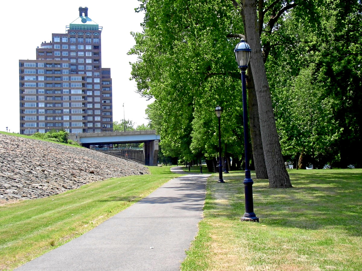 Photo EAST HARTFORD GREAT RIVER PARK 08 EAST HARTFORD, CT album