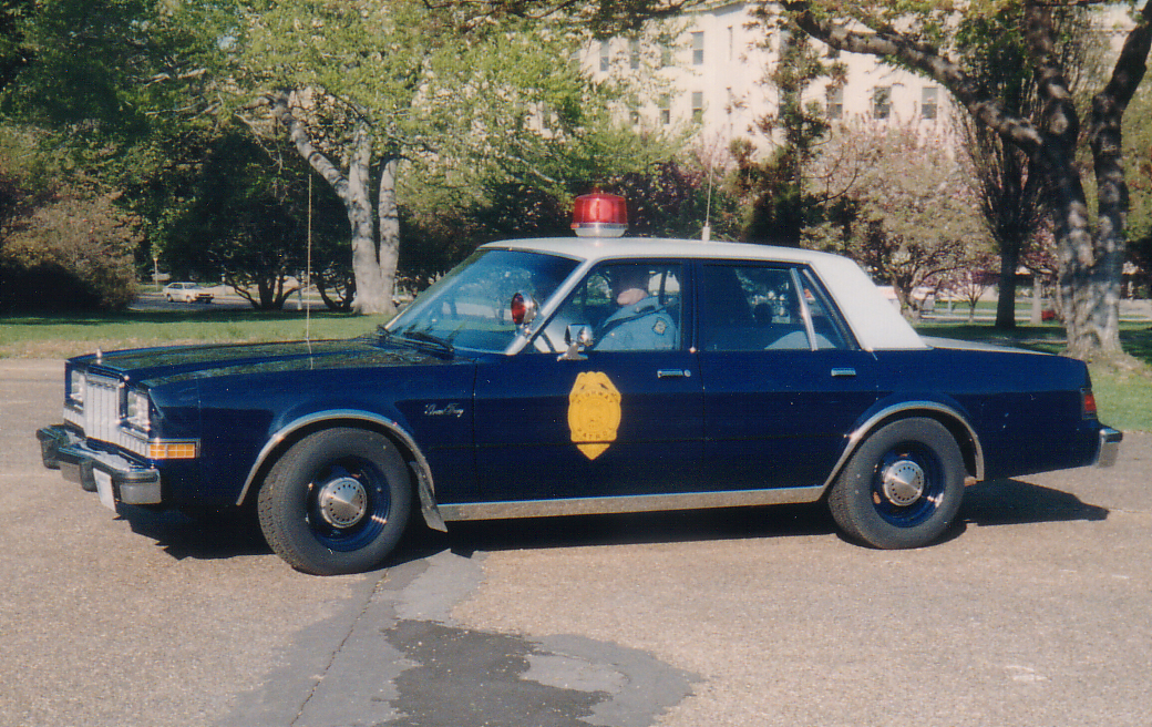 copcar dot com - The home of the American Police Car - Photo Archives