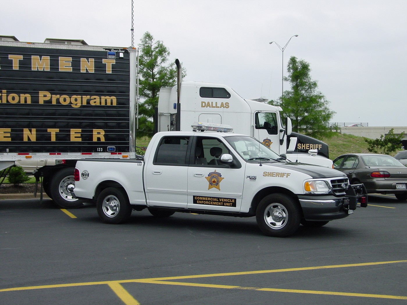Photo Dallas County, TX, Sheriff, Commercial Vehicle Enforcement