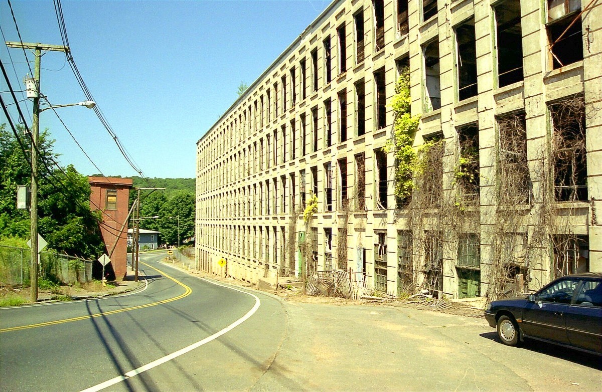 Photo ROCKVILLE FORMER ROOSEVELT MILLS 01.jpg VERNON ROCKVILLE