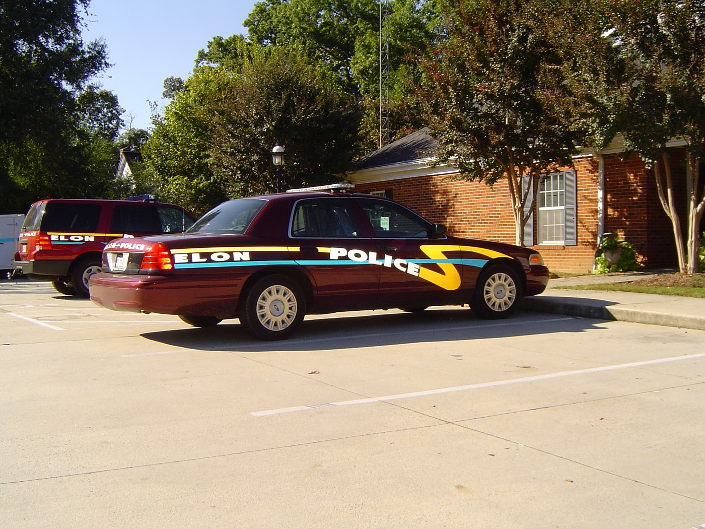 copcar dot com The home of the American Police Car Photo Archives
