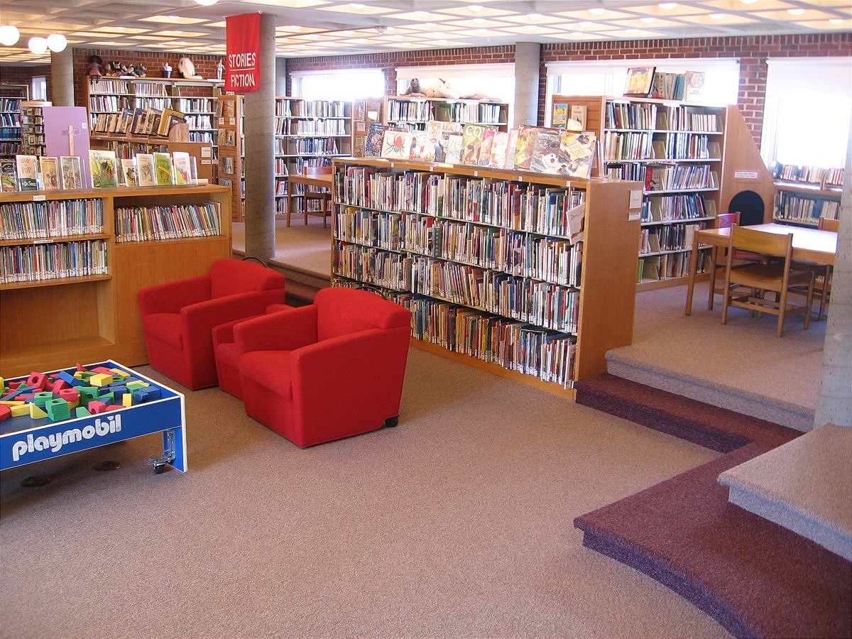 Photo GUILFORD FREE LIBRARY 06.jpg GUILFORD, CT album Jerry