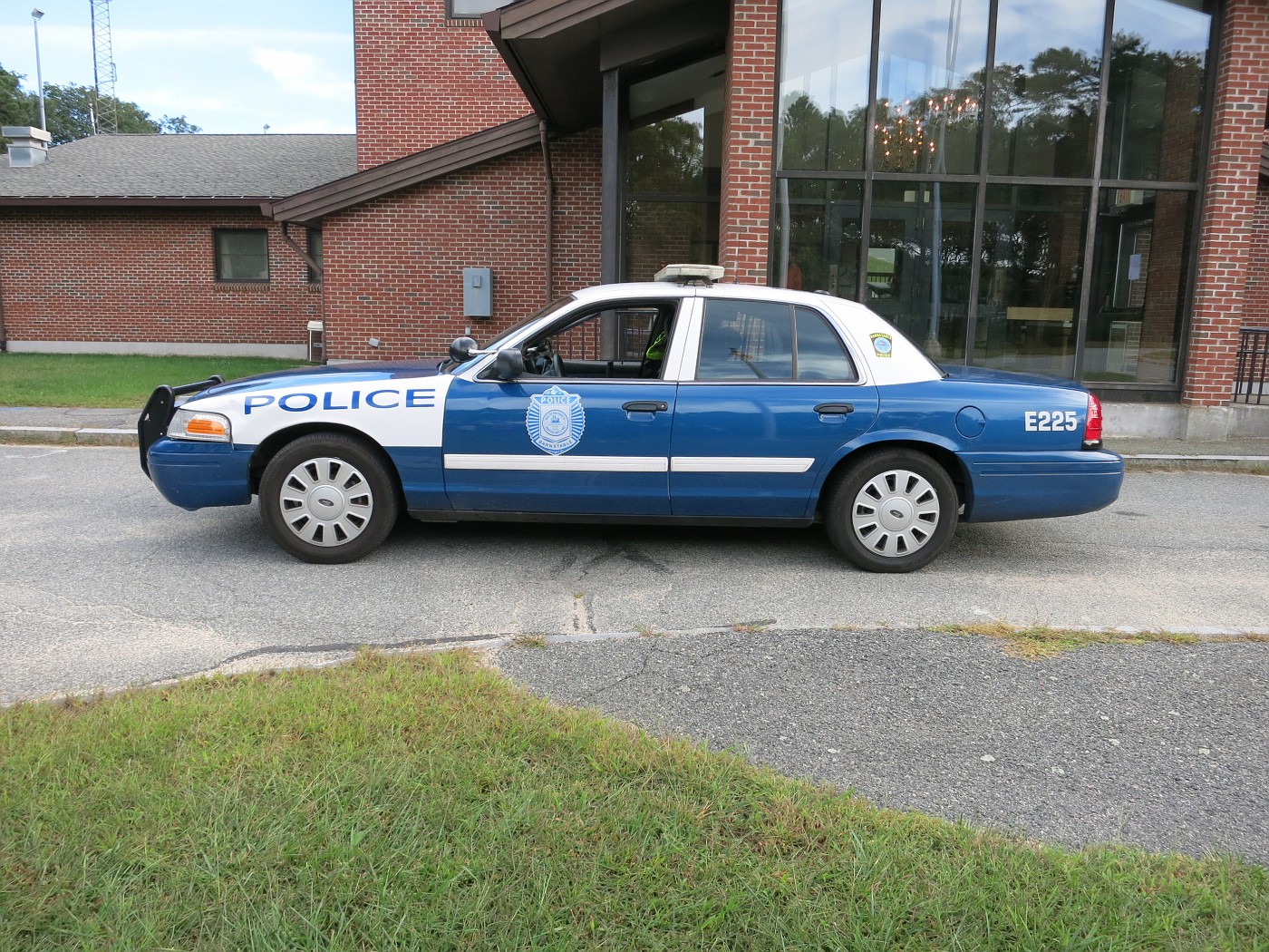 copcar dot com The home of the American Police Car Photo Archives