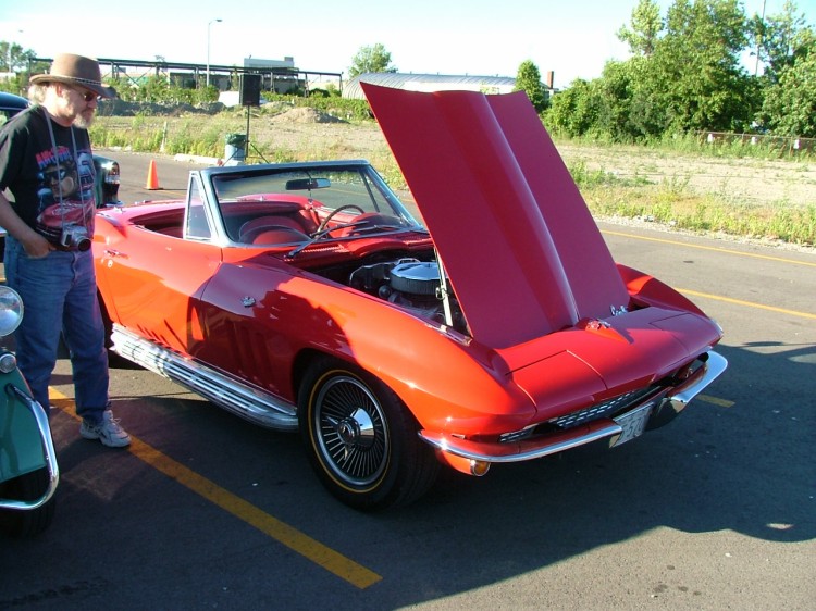 CANADIAN TIRE ETOBICOKE CRUISE NIGHT album Pat Redmond