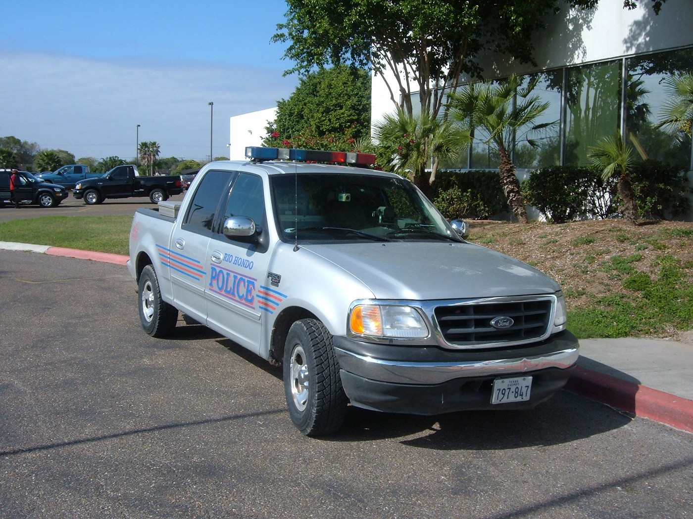 copcar dot com - The home of the American Police Car - Photo Archives