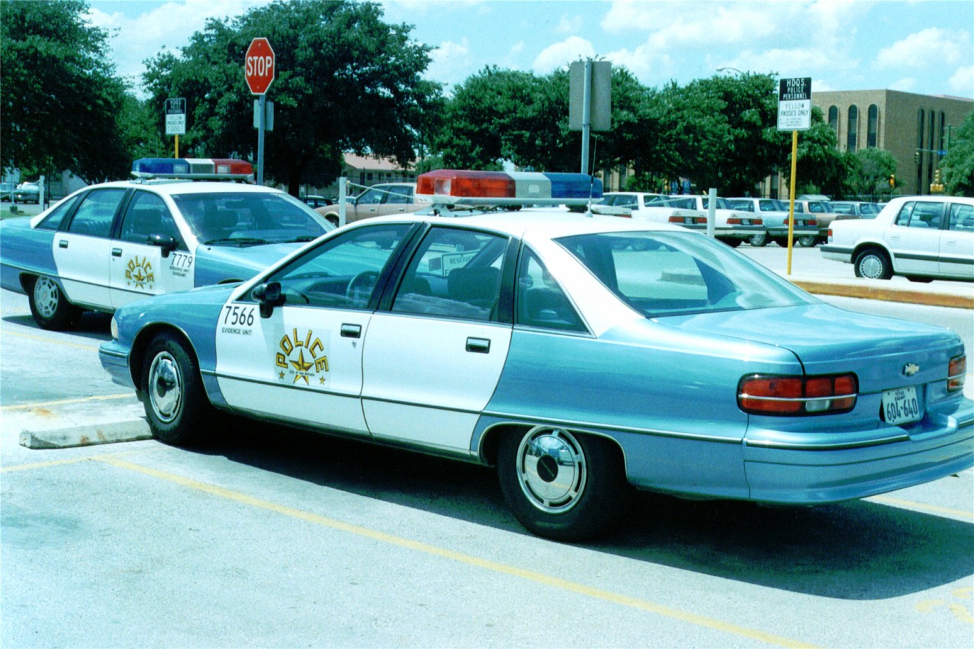 copcar dot com The home of the American Police Car Photo Archives