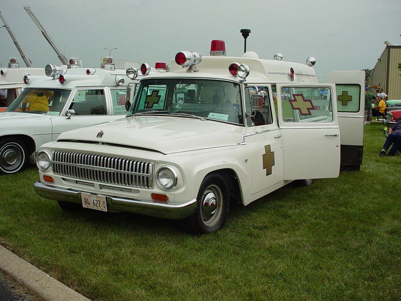 copcar dot com - The home of the American Police Car - Photo Archives