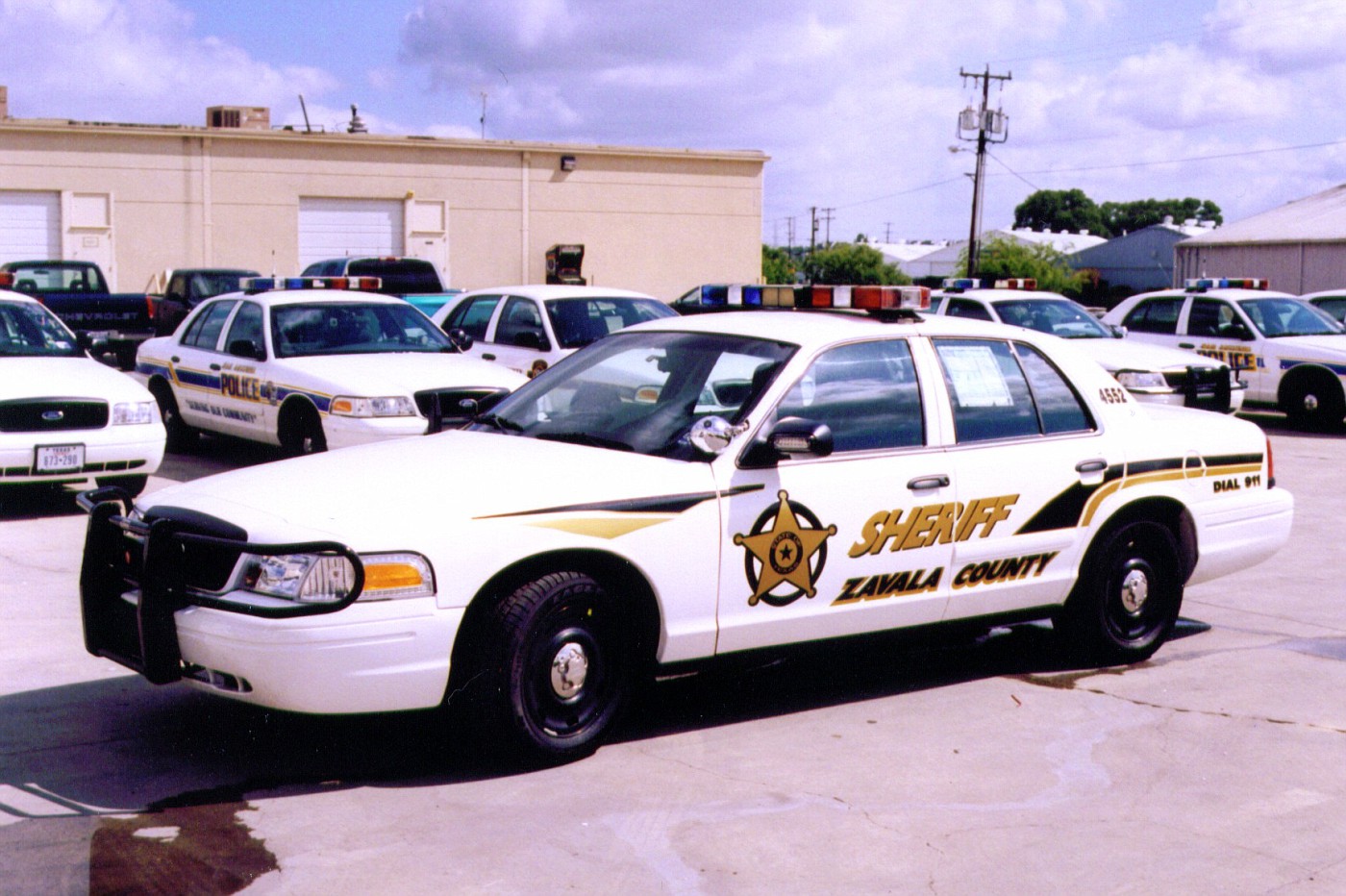 copcar dot com The home of the American Police Car Photo Archives