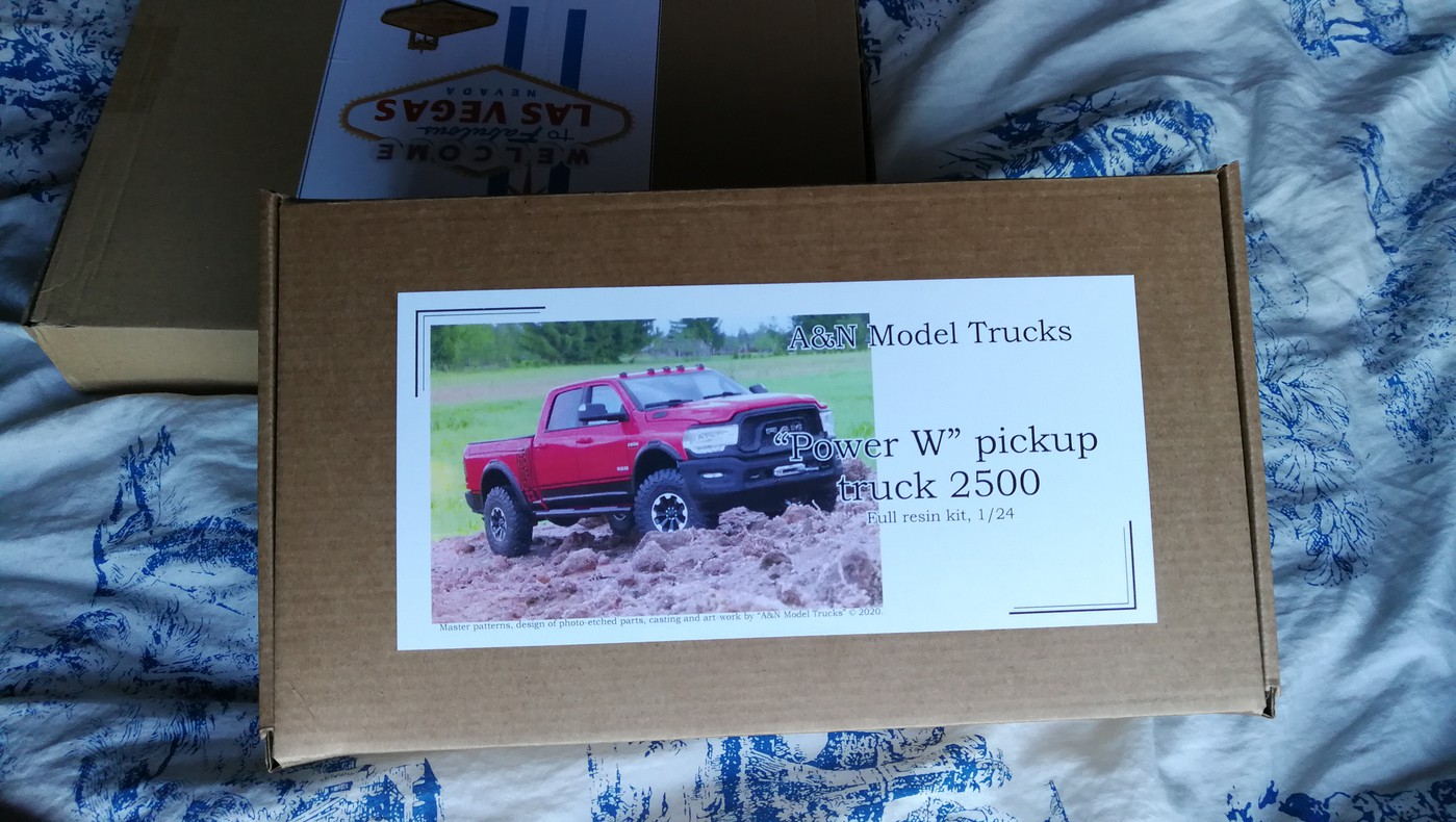 “Power W” 2500 pickup truck. Full resin kit, 1/24 IMG_20210414_070838-vi