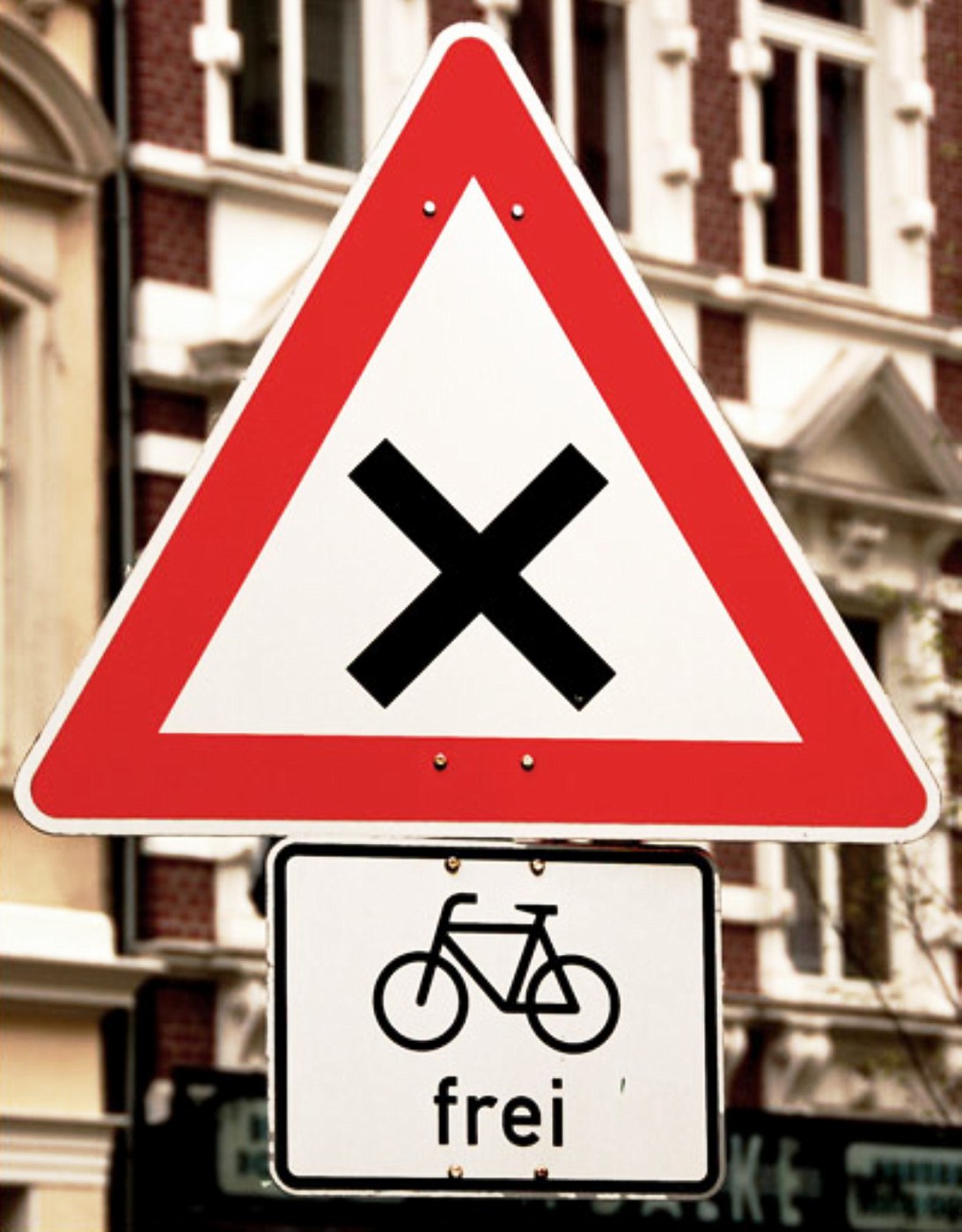Freie Vorfahrt für Radfahrer!!? :o)