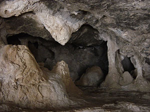 79-Milatos-cave