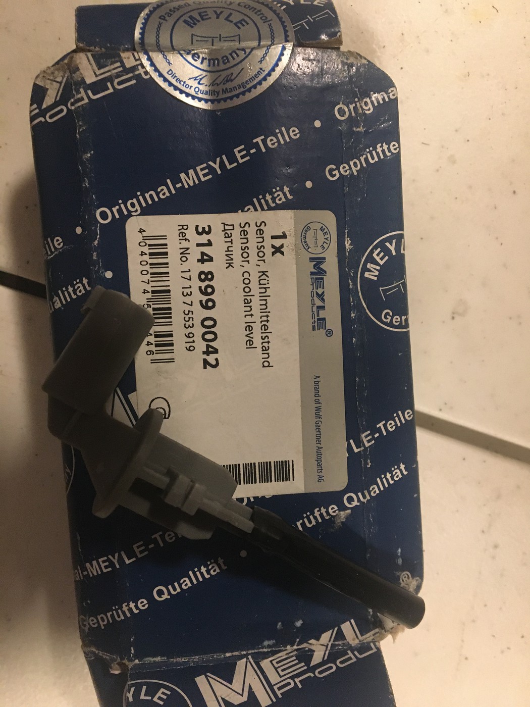 Photo coolant level sensor BMW E46 stuff for sale album Vfr700f2