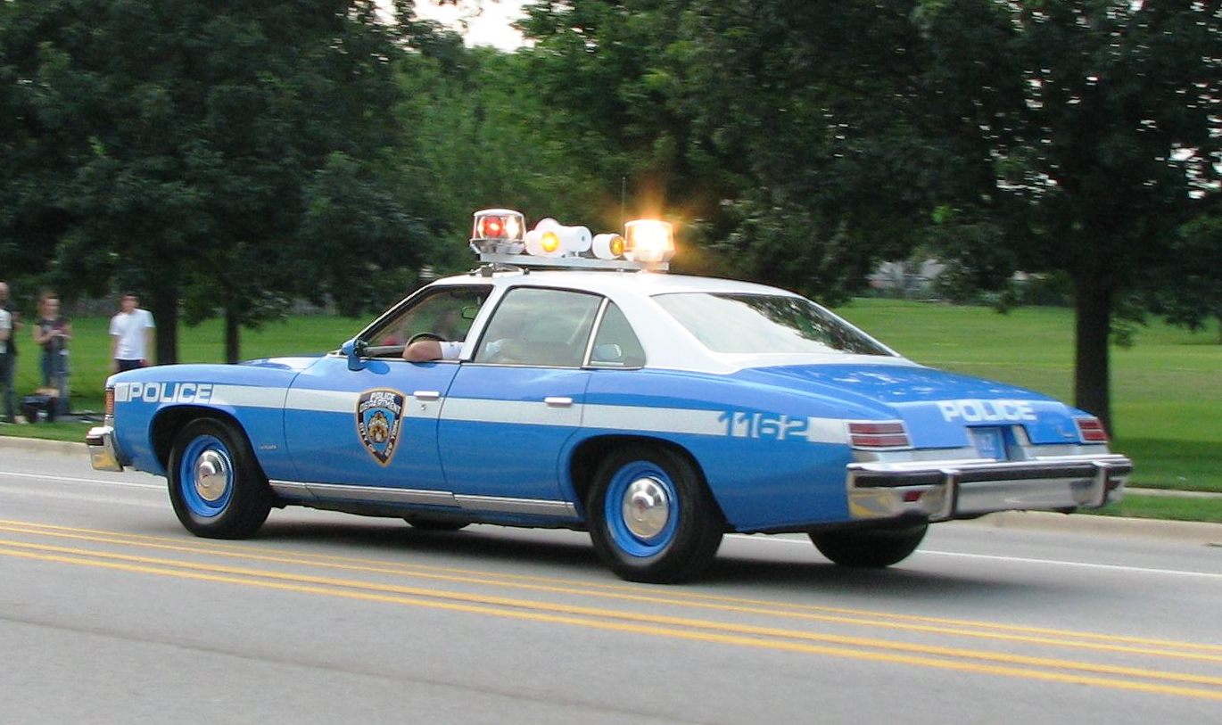 copcar dot com - The home of the American Police Car - Photo Archives