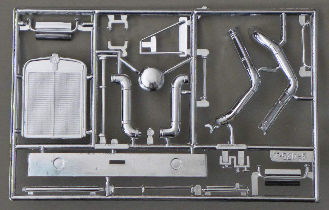 Photo P1100273 T520 Kenworth K123 Torsion Bar Suspension (125