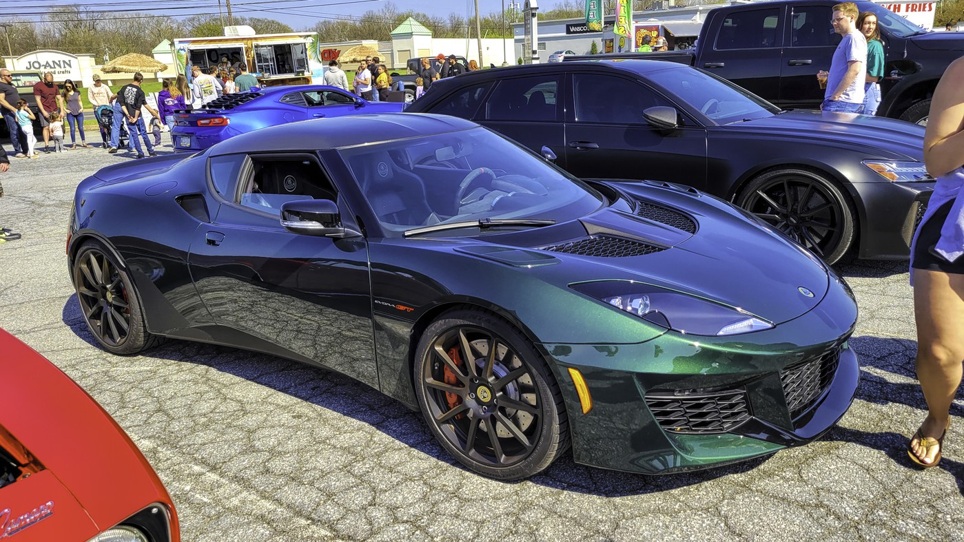 Photo carscoffee20220424 100954 042522 Car and Coffee Park City