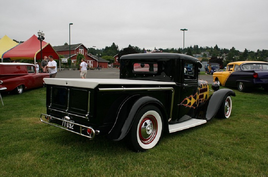 Photo Richardson's Custom Auto Body in Hoquiam,Washington (2) 1932