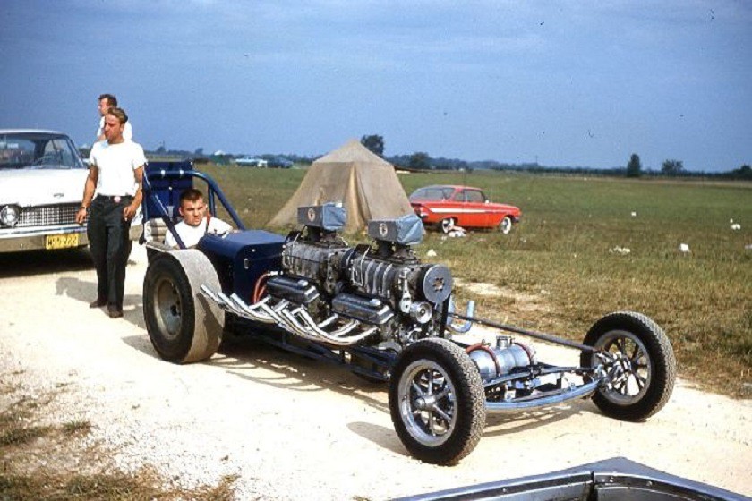 Photo Twin Engine Dragster (8) MISC DRAG RACING CARS WITH 2 OR MORE