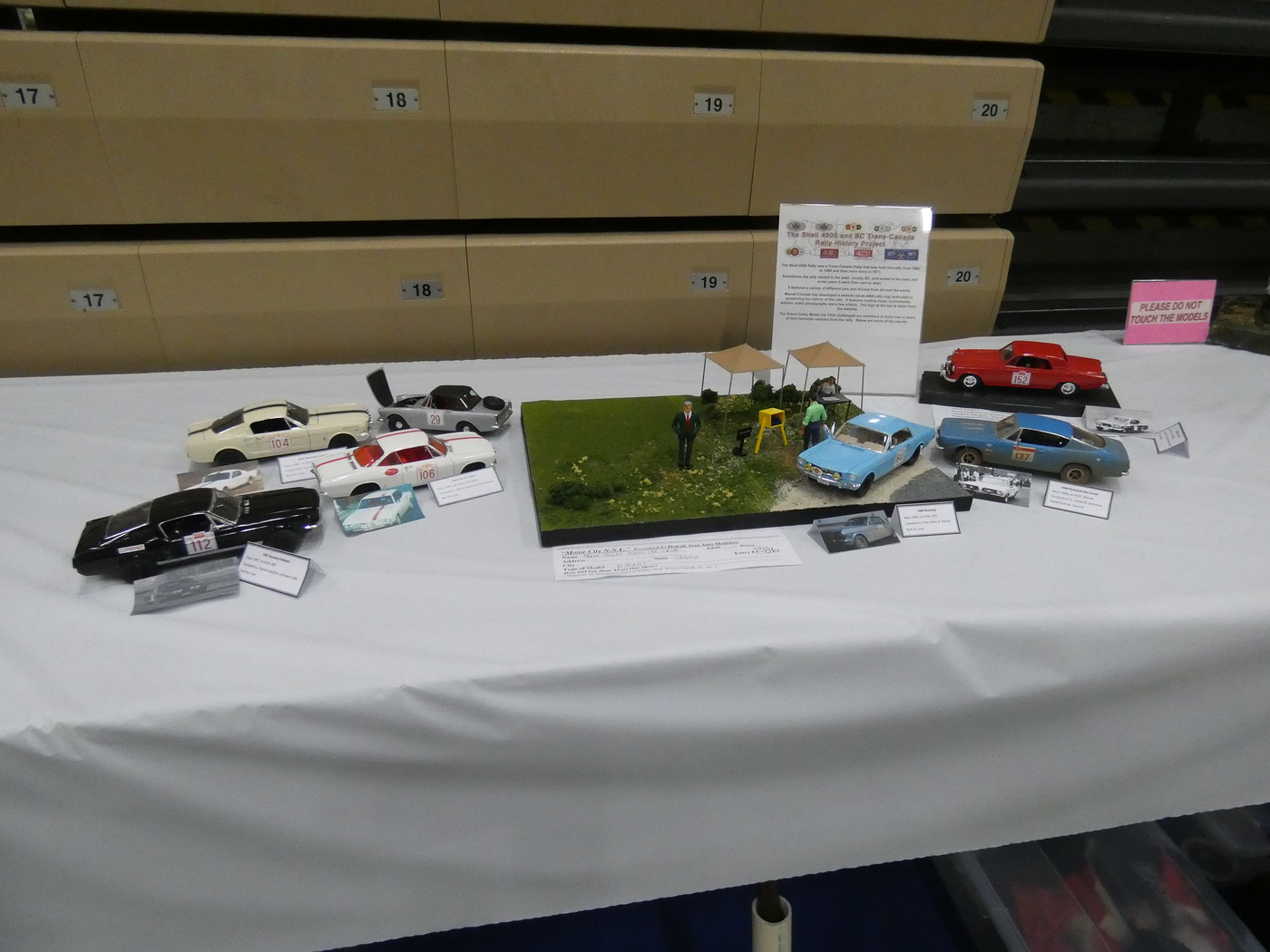 Photo Grand Valley Model Car Club Shell 4000 Rally Group Build