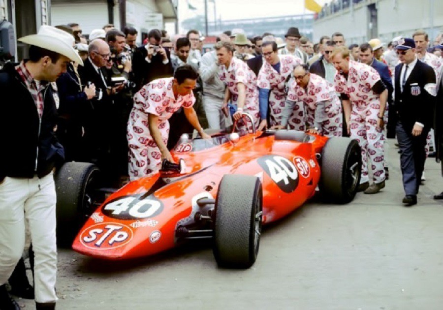 '67 STP-Paxton Turbine Indy car