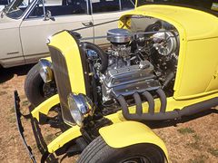 Ford V8