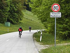 Vorsicht: Tempolimit für Radfahrer! :-)