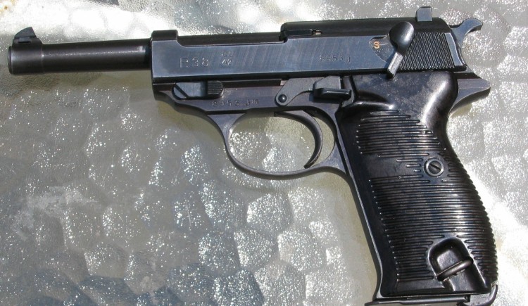 walther p22 serial number location