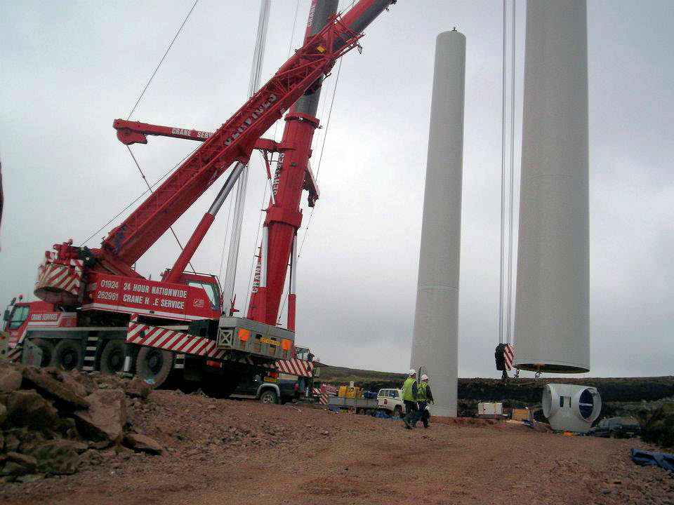 Photo Crane Services Liebherr cranes Crane Services (Leeds) Ltd